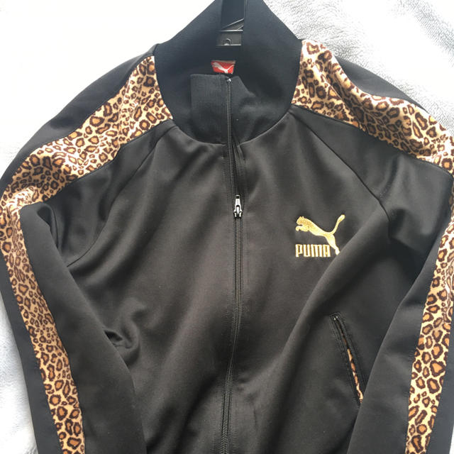 PUMA - PUMAのヒョウ柄のジャージの通販 by えくすとらまっちゃ PUMA - PUMAのヒョウ柄のジャージの通販 by えくすとらまっちゃ