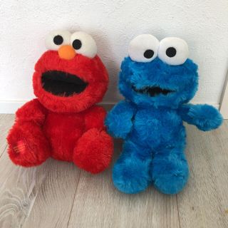 セサミストリート(SESAME STREET)のUSJユニバーサルジャパンクッキーモンスターとエルモぬいぐるみ(キャラクターグッズ)