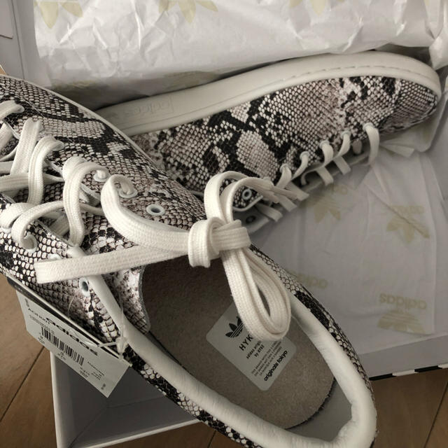 HYKE(ハイク)の【値下げ】adidas Originals by HYKE PYTHON メンズの靴/シューズ(スニーカー)の商品写真