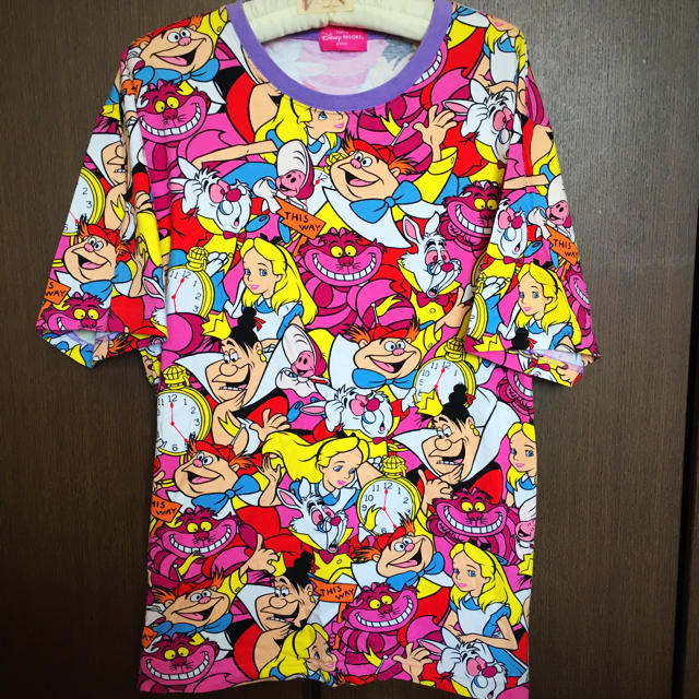 Disney(ディズニー)のディズニーランド★アリス レディースのトップス(Tシャツ(半袖/袖なし))の商品写真