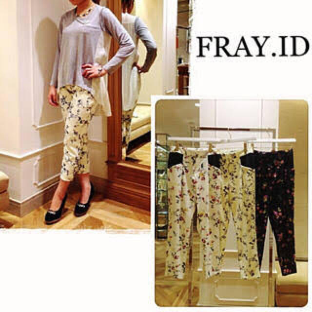 FRAY I.D(フレイアイディー)のFRAY ID♡フラワーパンツ レディースのパンツ(カジュアルパンツ)の商品写真