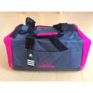 アディダス(adidas)の新品 送料込み adidasシューズ入れ付きボストンバック(ボストンバッグ)