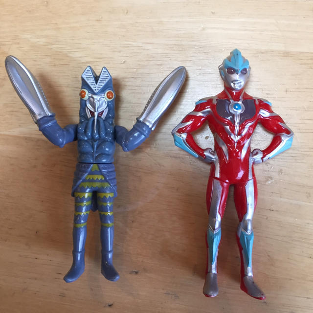 マクドナルド(マクドナルド)のウルトラマンフィギュア ソフビ人形ではなくマクドナルドハッピーセットのオモチャ エンタメ/ホビーのフィギュア(特撮)の商品写真