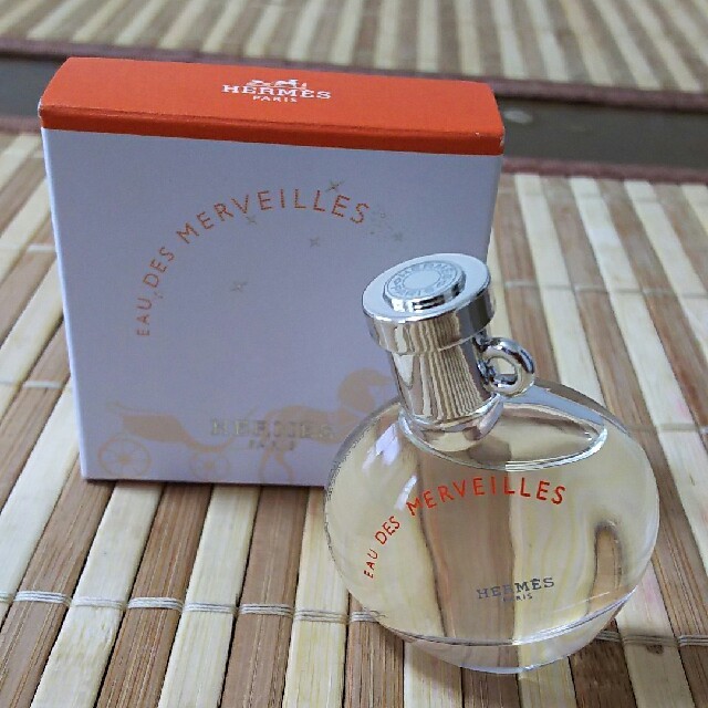 Hermes(エルメス)の新品 エルメス EAU DES MERVEILLES 7.5ml コスメ/美容の香水(香水(女性用))の商品写真