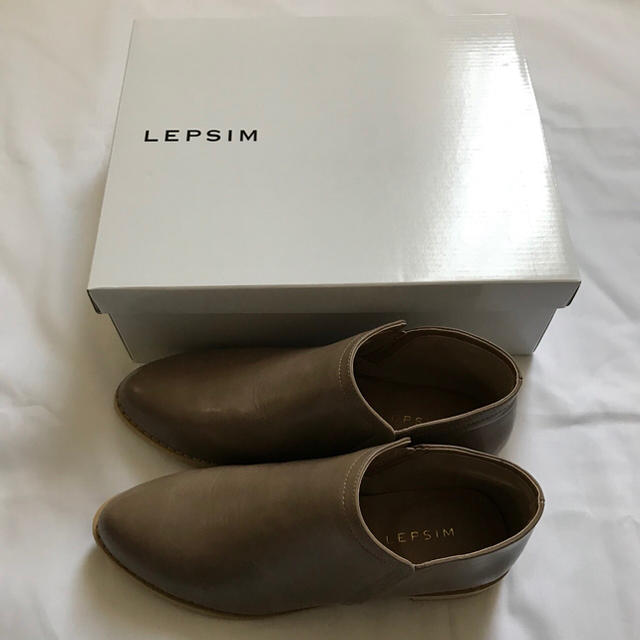 LEPSIM(レプシィム)の新品 LEPSIM フェイクレザーブーツ レディースの靴/シューズ(ブーツ)の商品写真