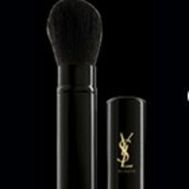 Yves Saint Laurent Beaute(イヴサンローランボーテ)のYSL メイクアップブラシ コスメ/美容のベースメイク/化粧品(その他)の商品写真