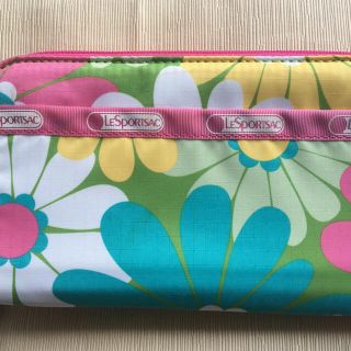 LeSportsac(財布)のフリマアイテム一覧 LeSportsac(財布)のフリマアイテム一覧