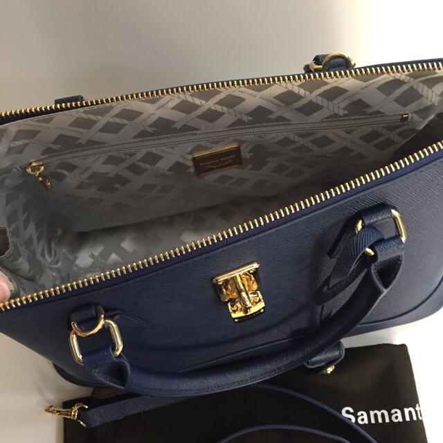 Samantha Thavasa(サマンサタバサ)のサマンサタバサ 新品未使用 レディアゼル 卒業式卒園式 ママ バッグ ビジネス レディースのバッグ(ハンドバッグ)の商品写真