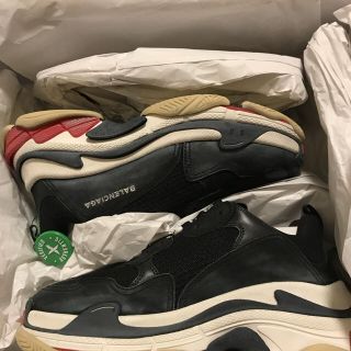 バレンシアガ(Balenciaga)の初出品値下げバレンシアガトリプルs 43 BALENCIAGA TRIPLE S(スニーカー)