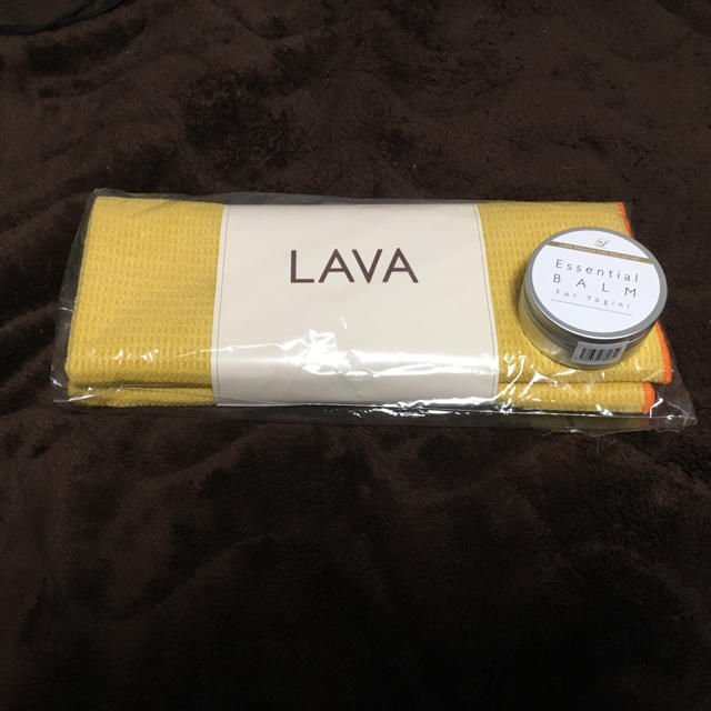 【新品未使用】LAVA RUG イエロー＋エッセンシャルバームセット スポーツ/アウトドアのトレーニング/エクササイズ(ヨガ)の商品写真