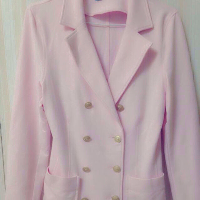 Miauler Mew(ミオレミュー)のピンクジャケット レディースのジャケット/アウター(テーラードジャケット)の商品写真