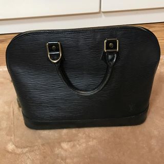 ルイヴィトン(LOUIS VUITTON)のエピ ヴィトン アルマ(トートバッグ)