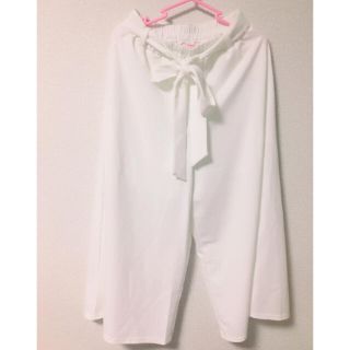 グレイル(GRL)のワイドパンツ(クロップドパンツ)