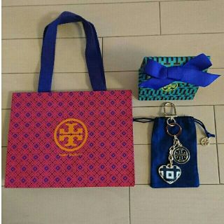 トリーバーチ(Tory Burch)の《ひとみん様専用》トリーバーチ Tory Burch  チャーム  ネイビー  (チャーム)