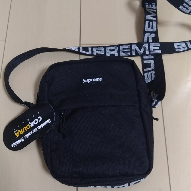 Supreme　ショルダーバッグ　黒