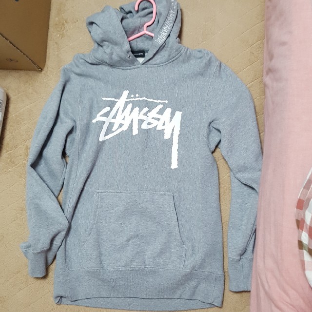 STUSSY(ステューシー)のパーカー レディースのトップス(パーカー)の商品写真