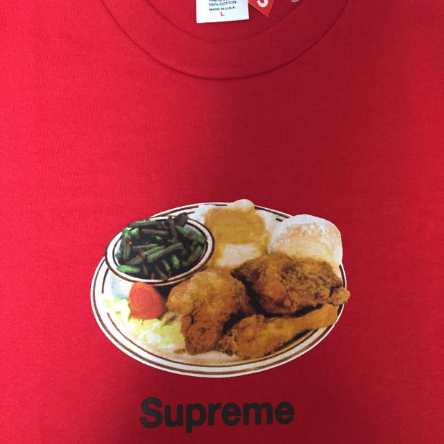 Supreme(シュプリーム)の送料込 Supreme Chicken Dinner Tee レッド メンズのトップス(Tシャツ/カットソー(半袖/袖なし))の商品写真