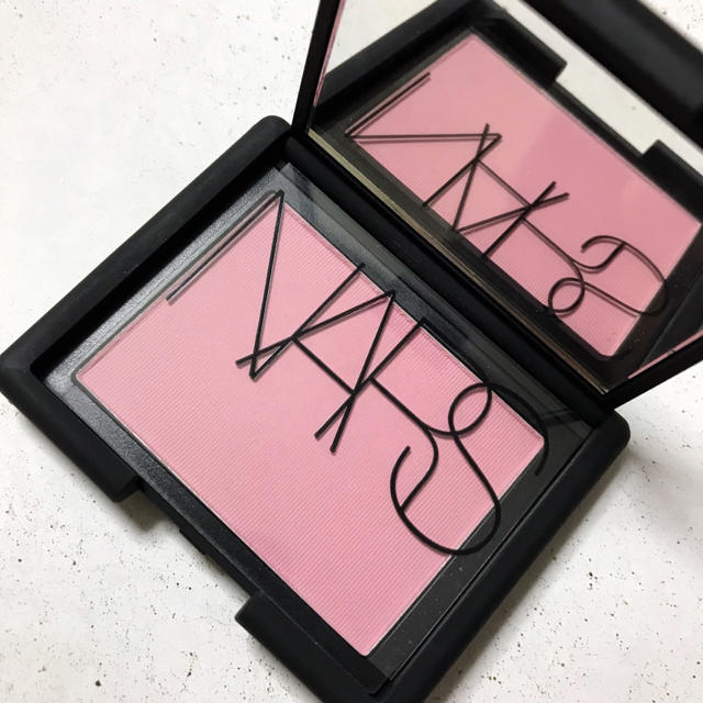 NARS(ナーズ)のNARS ブラッシュ LE 4059 コスメ/美容のベースメイク/化粧品(チーク)の商品写真