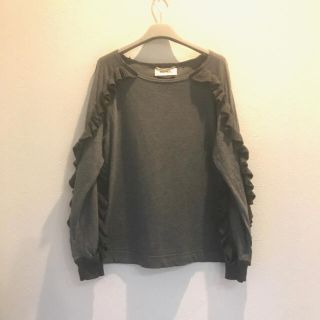 ミュベールワーク(MUVEIL WORK)の美品☆ MUVEIL 17SS ニットフリルカットソー グレー ミュベール(カットソー(長袖/七分))