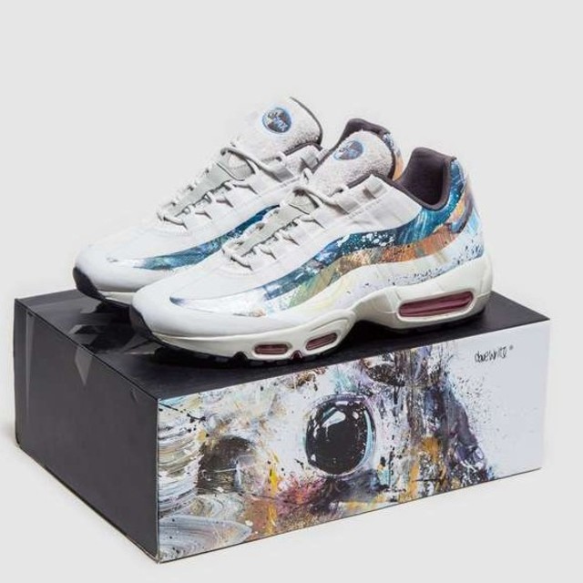 NIKE(ナイキ)の国内正規品 NIKE AIR MAX 95 DW dave white メンズの靴/シューズ(スニーカー)の商品写真