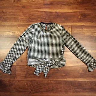 ザラ(ZARA)のZARA セクシー&キュート 肩出し リボン 長袖カットソー 未使用品(カットソー(長袖/七分))