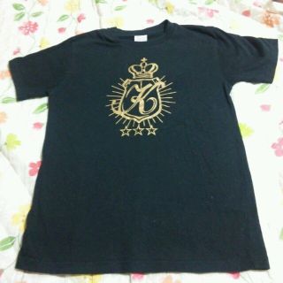 KREVAロゴプリントTシャツ(Tシャツ(半袖/袖なし))