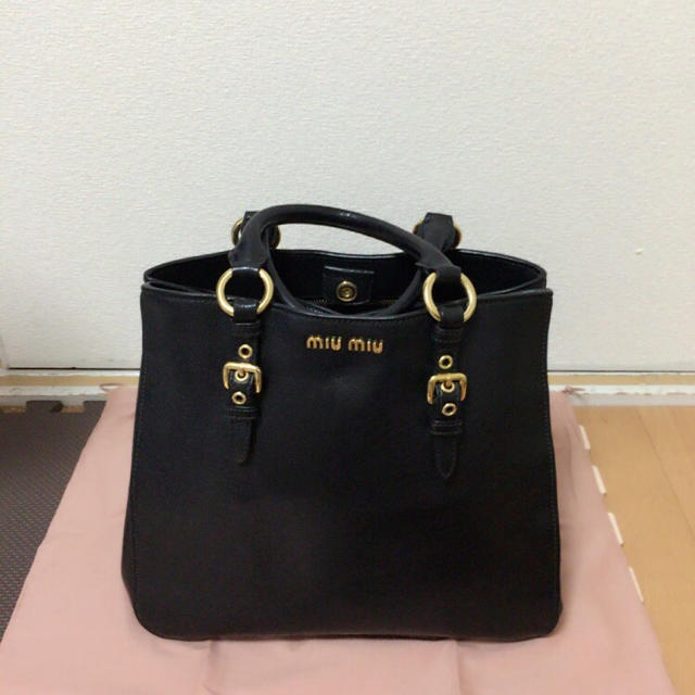 miumiu????バッグ