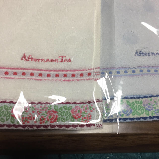 AfternoonTea(アフタヌーンティー)のアフタヌーンティー ハンドタオル ２枚セット レディースのファッション小物(ハンカチ)の商品写真
