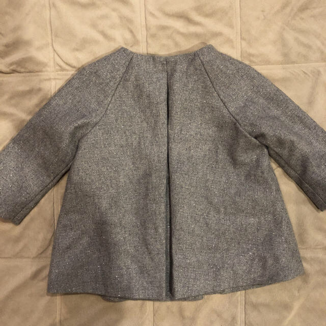 babyGAP(ベビーギャップ)のGAP ラメ コート キッズ/ベビー/マタニティのベビー服(~85cm)(ジャケット/コート)の商品写真