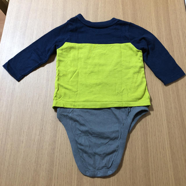 babyGAP(ベビーギャップ)のbaby Gap 長袖Tシャツ サイズ70 キッズ/ベビー/マタニティのベビー服(~85cm)(Ｔシャツ)の商品写真