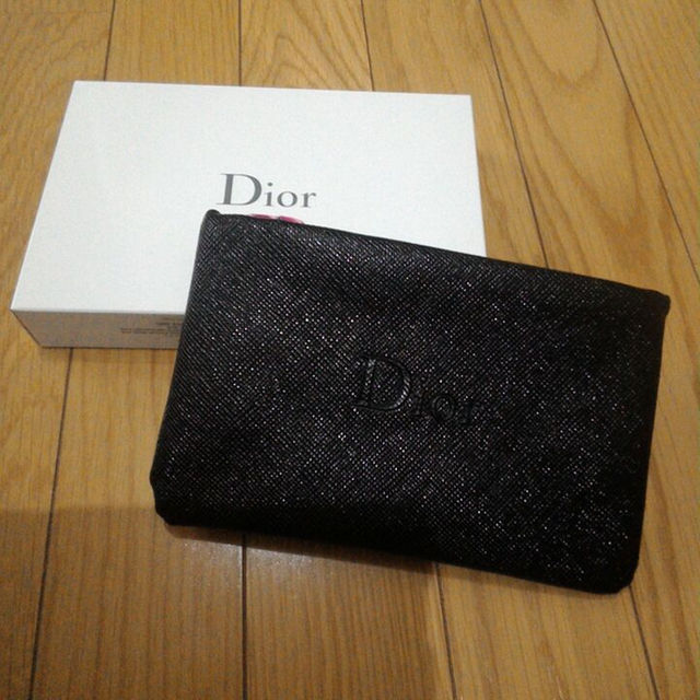 Christian Dior(クリスチャンディオール)のDior コスメポーチ レディースのバッグ(ボディバッグ/ウエストポーチ)の商品写真