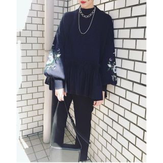 ステュディオス(STUDIOUS)の完売商品 EMBROIDERTY FRILL KNIT TOPS クラネ(ニット/セーター)