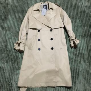 ザラ(ZARA)の【新品未使用】ZARA トレンチコート(トレンチコート)