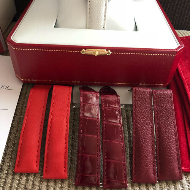 Cartier(カルティエ)のカルティエ タンクソロ ベルト四色付き  レディースのファッション小物(腕時計)の商品写真