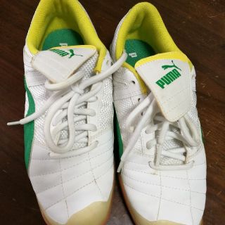 プーマ(PUMA)のプーマ　フットサルシューズ　23.5(シューズ)