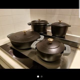 ストウブ(STAUB)のるんるん様専用　新品未使用☆ストウブシリコンハンドル(鍋/フライパン)