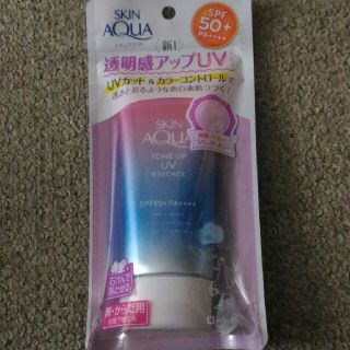 ロートセイヤク(ロート製薬)のスキンアクア　ラベンダー　トーンアップ　UVエッセンス(日焼け止め/サンオイル)