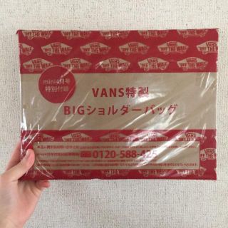 ヴァンズ(VANS)のえみり様専用【mini付録】VANS特製超特大ショルダーバッグ(ショルダーバッグ)