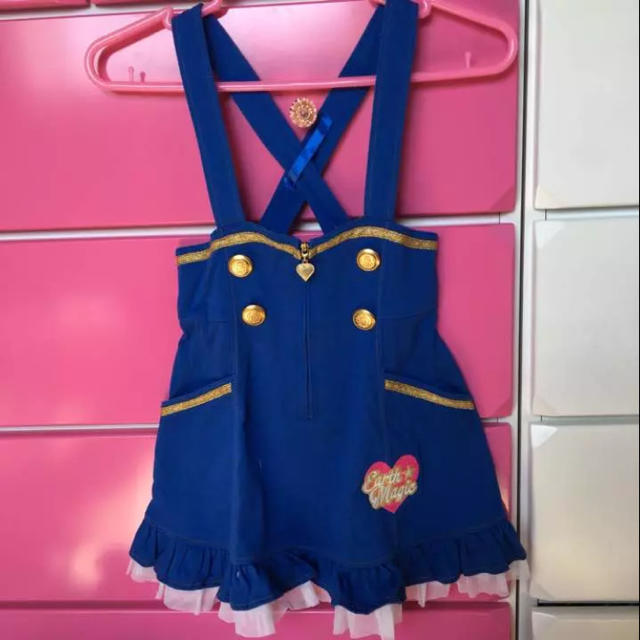 EARTHMAGIC(アースマジック)のアースマジック♡ジャンスカ♡130㌢ キッズ/ベビー/マタニティのキッズ服女の子用(90cm~)(ワンピース)の商品写真