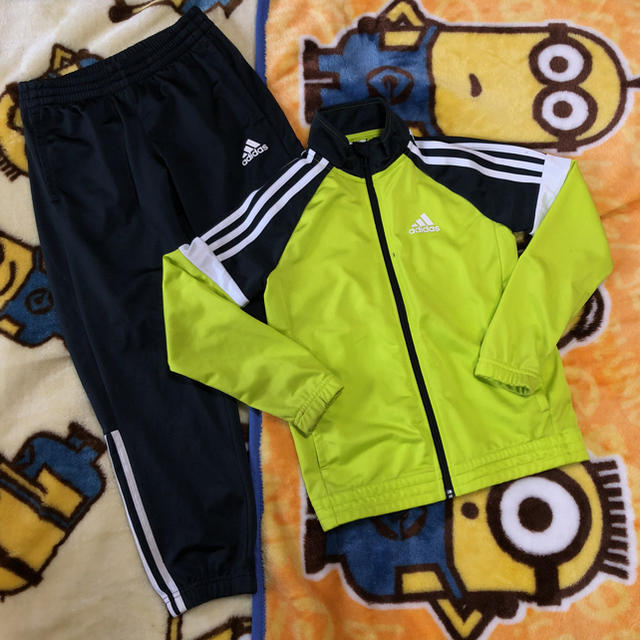 adidas(アディダス)のぷしこ様専用☆ キッズ/ベビー/マタニティのキッズ服男の子用(90cm~)(ジャケット/上着)の商品写真