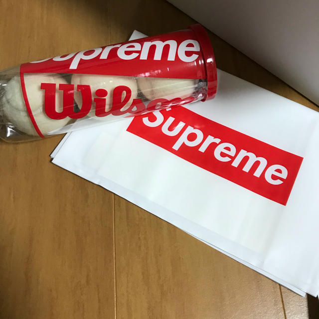 Supreme(シュプリーム)のsupreme tennis ball  スポーツ/アウトドアのテニス(ボール)の商品写真