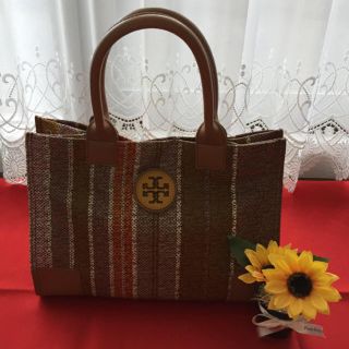 トリーバーチ(Tory Burch)の【美品】トリバーチ トートバッグ(ベージュ系柄)(ハンドバッグ)