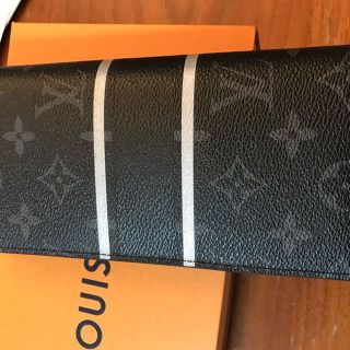 ルイヴィトン(LOUIS VUITTON)のまゆげ様専用！ルイヴィトン ポルトフォイユブラザ フラグメントデザイン(長財布)