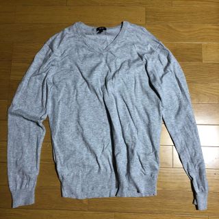 ユニクロ(UNIQLO)のUNIQLO Ｖネックニット(ニット/セーター)