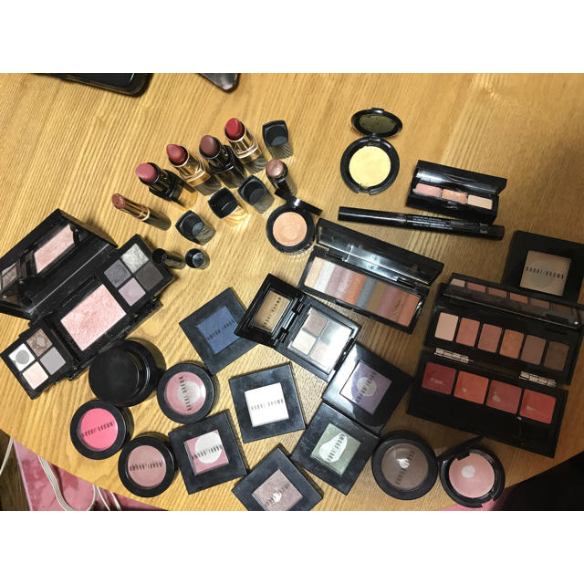 BOBBI BROWN(ボビイブラウン)のボビイブラウンメイクセット27点 コスメ/美容のキット/セット(コフレ/メイクアップセット)の商品写真