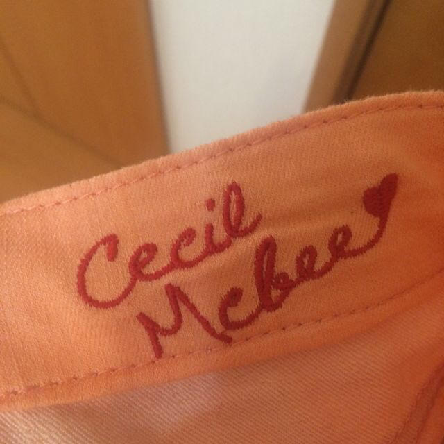 CECIL McBEE(セシルマクビー)のカラースキニー レディースのパンツ(デニム/ジーンズ)の商品写真