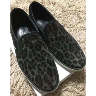 ジミーチュウ(JIMMY CHOO)のJIMMY CHOO ジミーチュウスリッポン レオパードプリントスエード(スリッポン/モカシン)