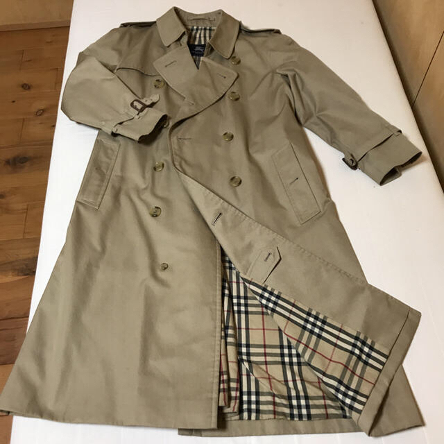 BURBERRY(バーバリー)のBURBERRYコート メンズのジャケット/アウター(トレンチコート)の商品写真