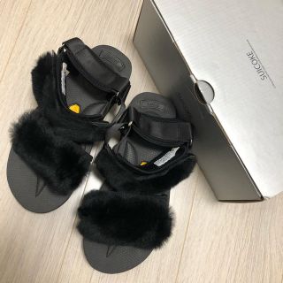 スイコック(suicoke)のSUICOKE×AMERICAN RAG CIE ファーサンダル(サンダル)