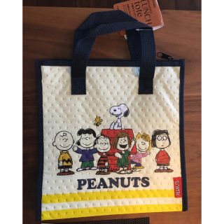 ピーナッツ(PEANUTS)のピーナッツ 保冷トートバック 新品 スヌーピー (弁当用品)